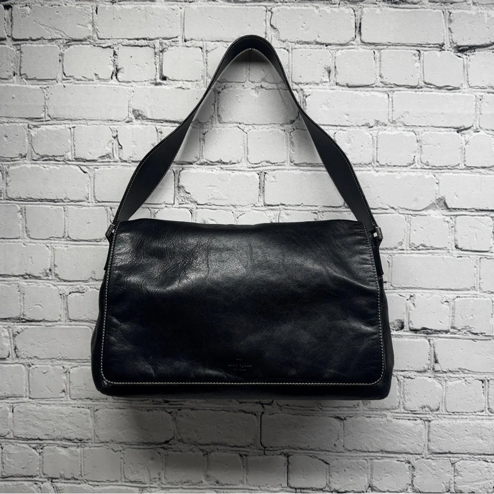 Kate Spade made in Italy vintage shoulder Black Leather women’s Bag